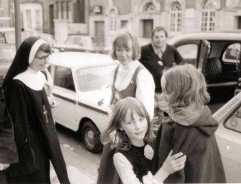 sister Allyne, Daphne Neville, Tamzin Neville and Sophie Neville