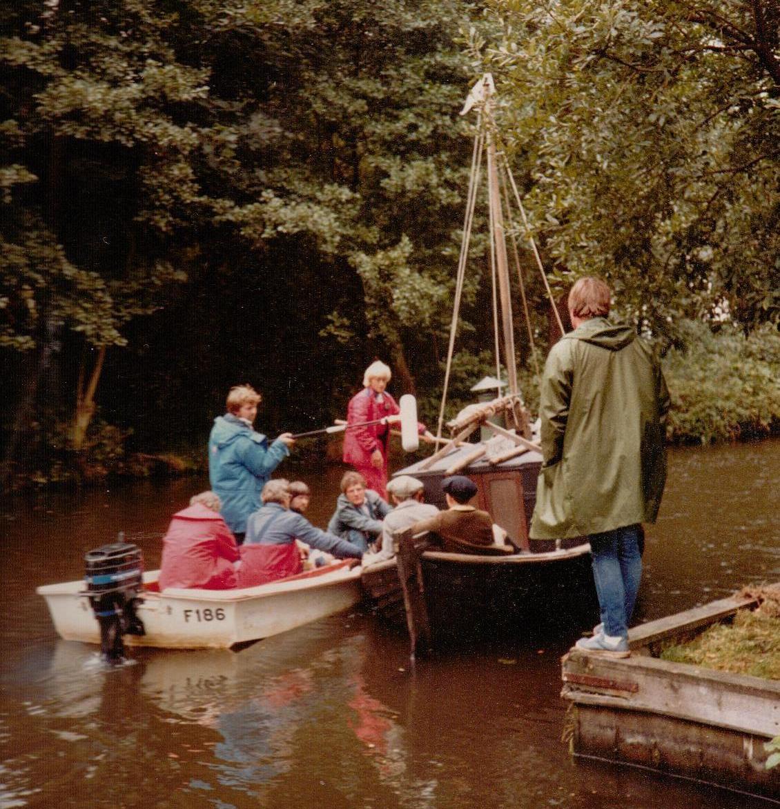 The Big Six - showing the runaround boat ~ photo: Sophie Neville