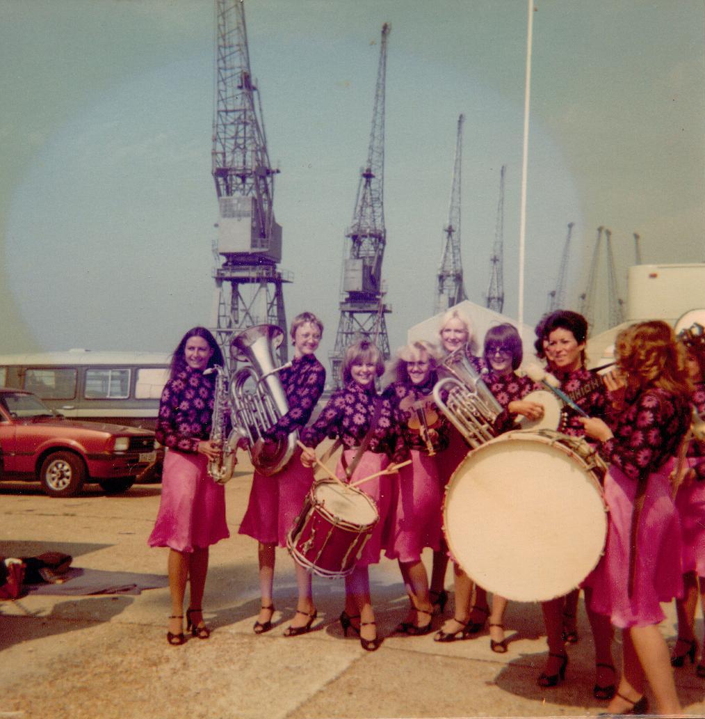 The Two Ronnies - Charley Farley and Piggy Malone