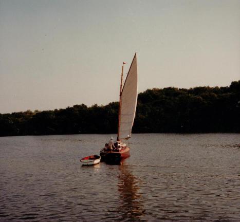 The Teasel towing the Titmouse