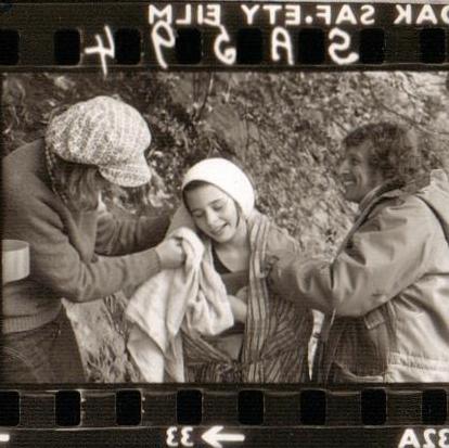 Suzanna Hamilton with director Claude Whatham on Peel Island